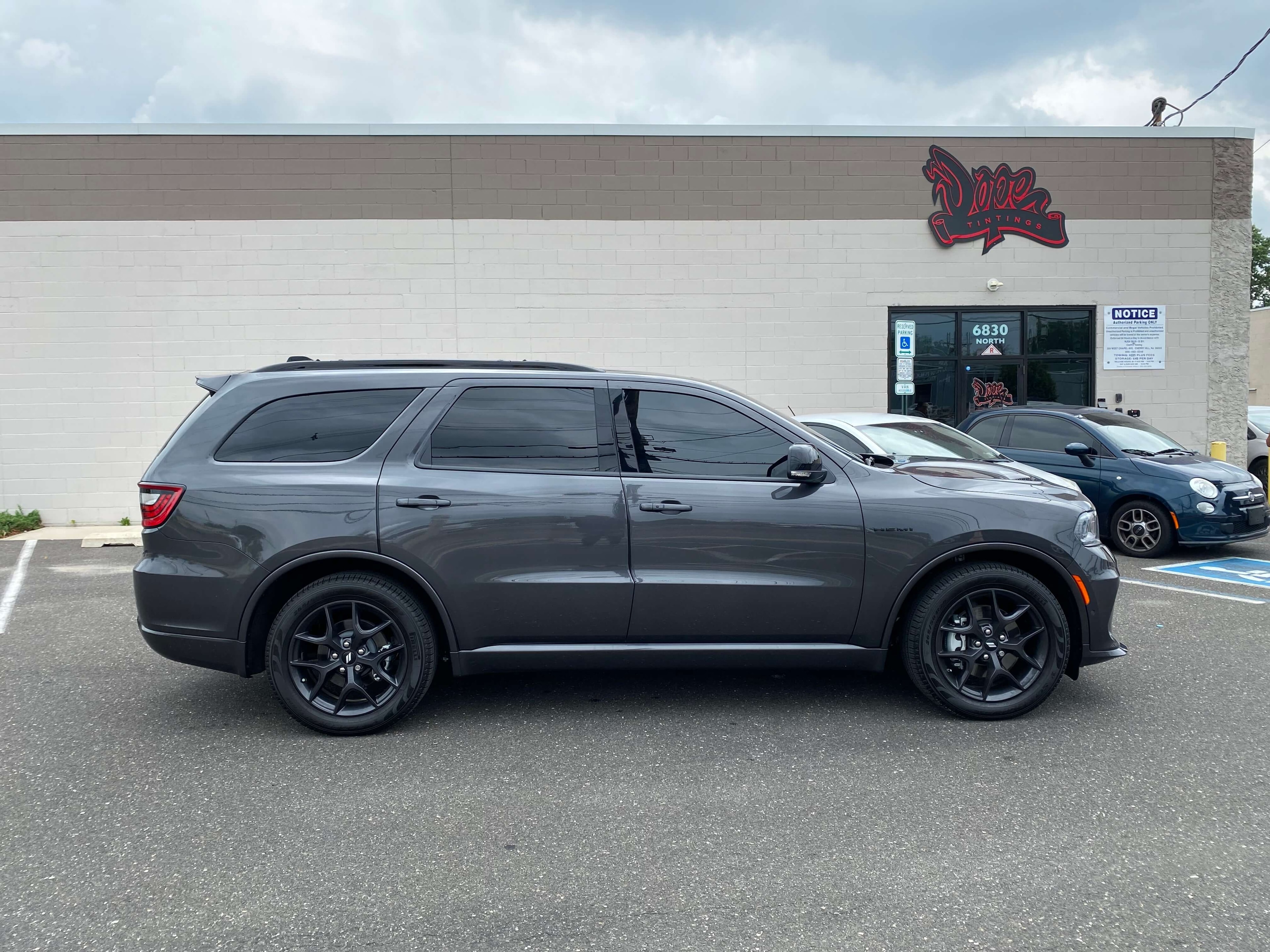 Dodge Durango Window Tint Guide (2011-Present) | Best Tint Shades, Cost & Expert Recommendations — photo 2