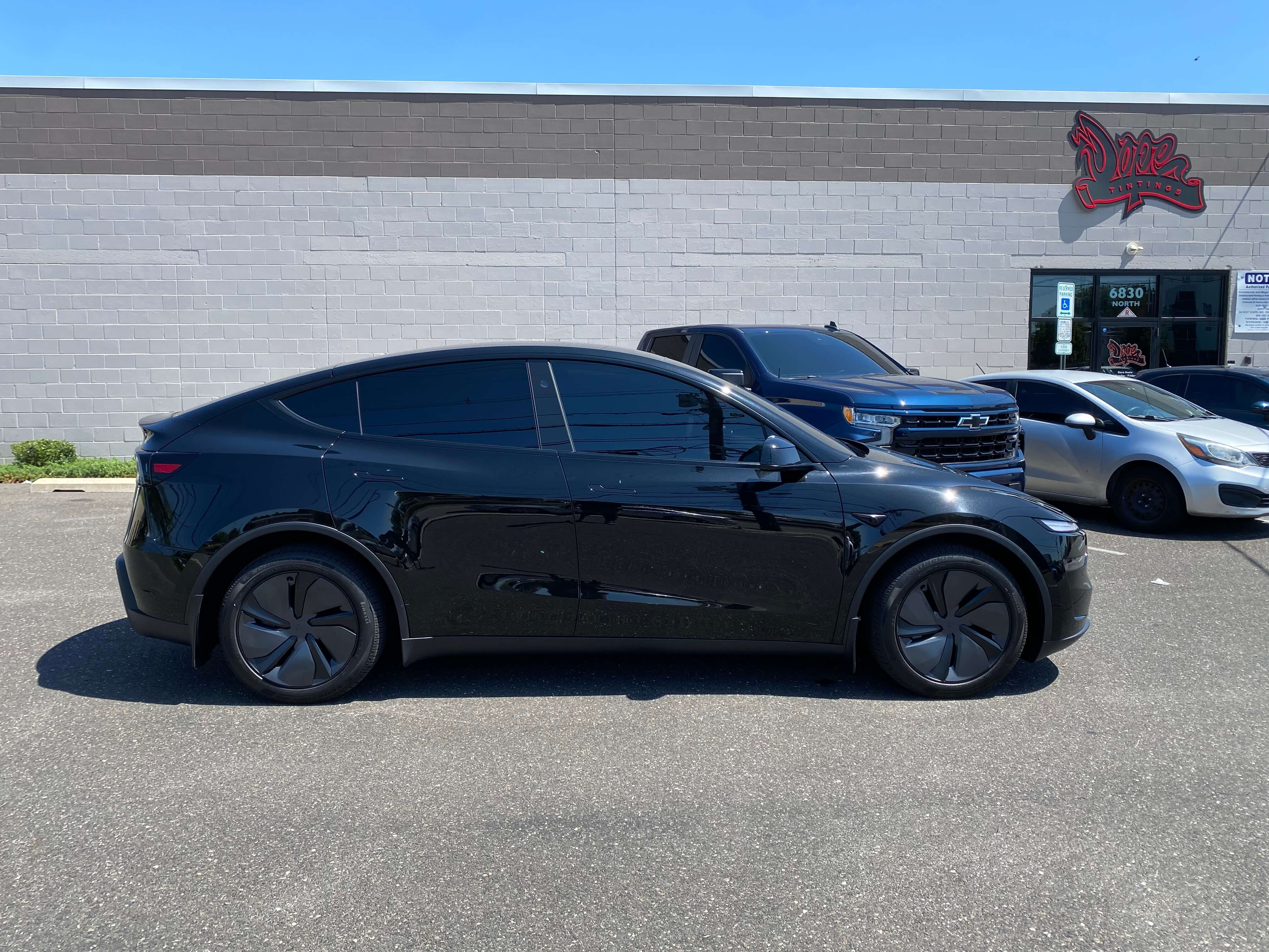 Tesla Model Y Window Tint Guide (2026–Present) | Best Tint, Cost & Expert Recommendations — photo 2