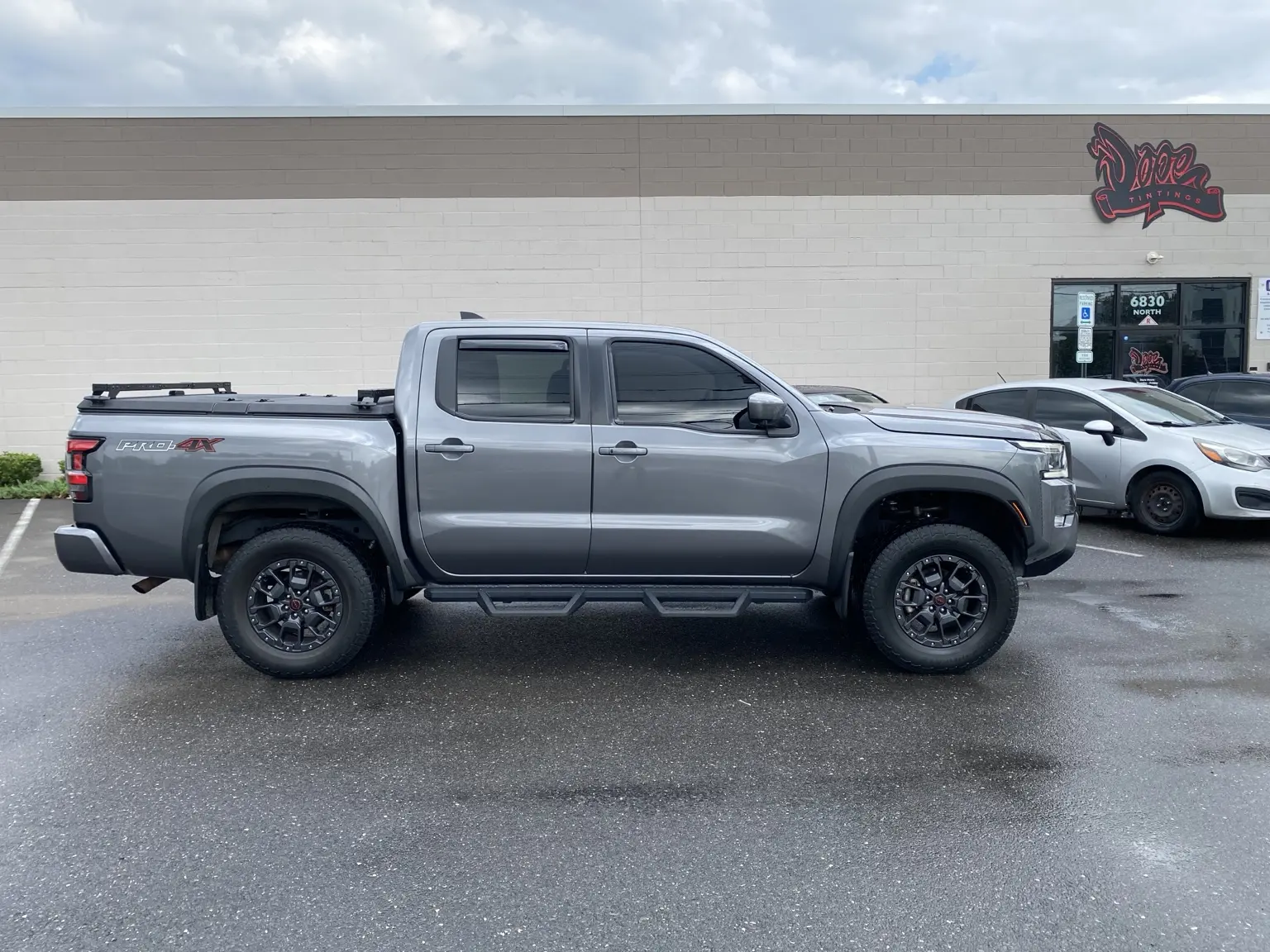 What Does 20% Front Window Tint Look Like on a 2023–2027 Nissan Frontier? — photo 3