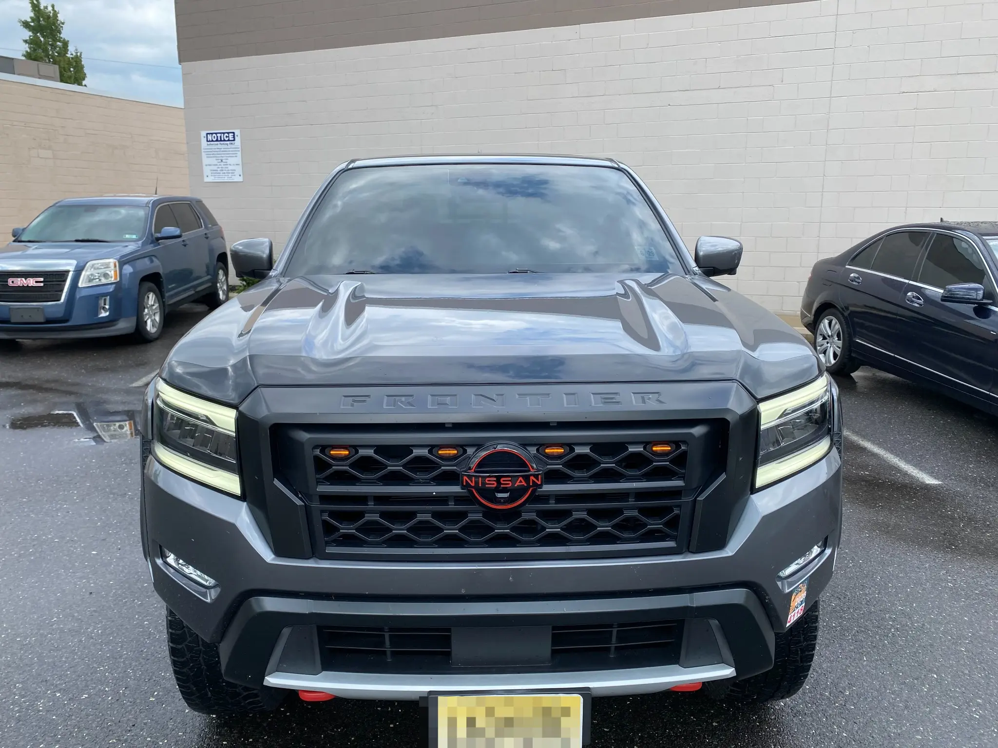 What Does 35% Windshield Tint Look Like on a 2023–2027 Nissan Frontier?