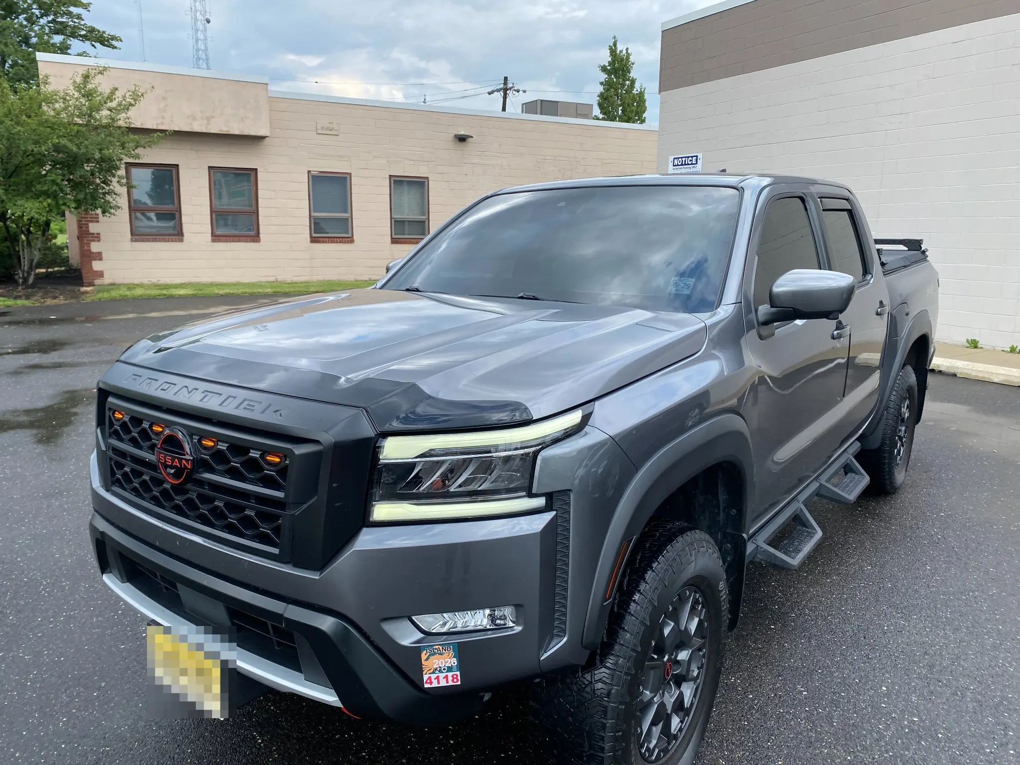 What Does 35% Windshield Tint Look Like on a 2023–2027 Nissan Frontier? — photo 2
