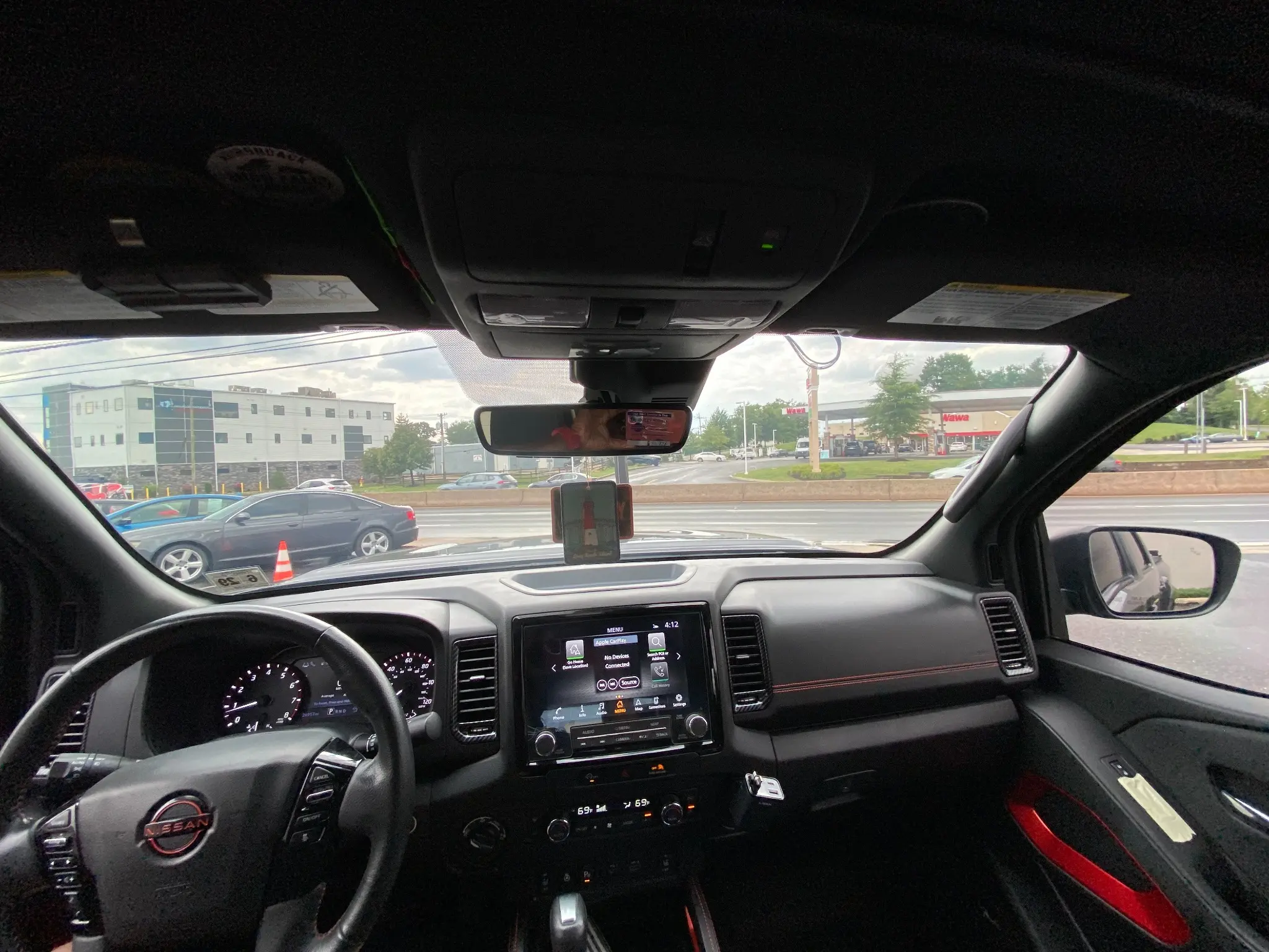 What Does 35% Windshield Tint Look Like on a 2023–2027 Nissan Frontier? — photo 4