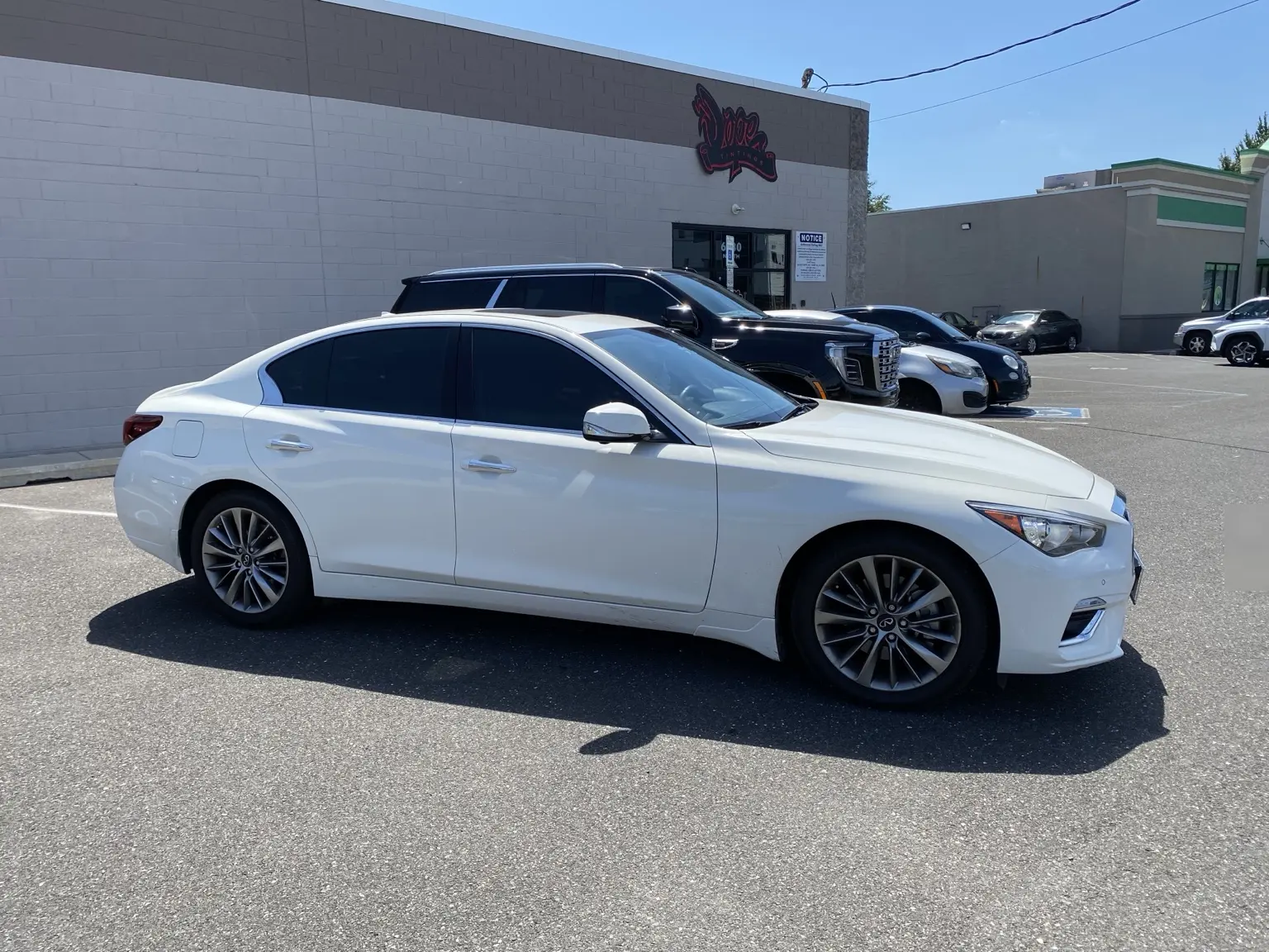 What Does 20% Tint Look Like on a 2014–2024 Infiniti Q50?