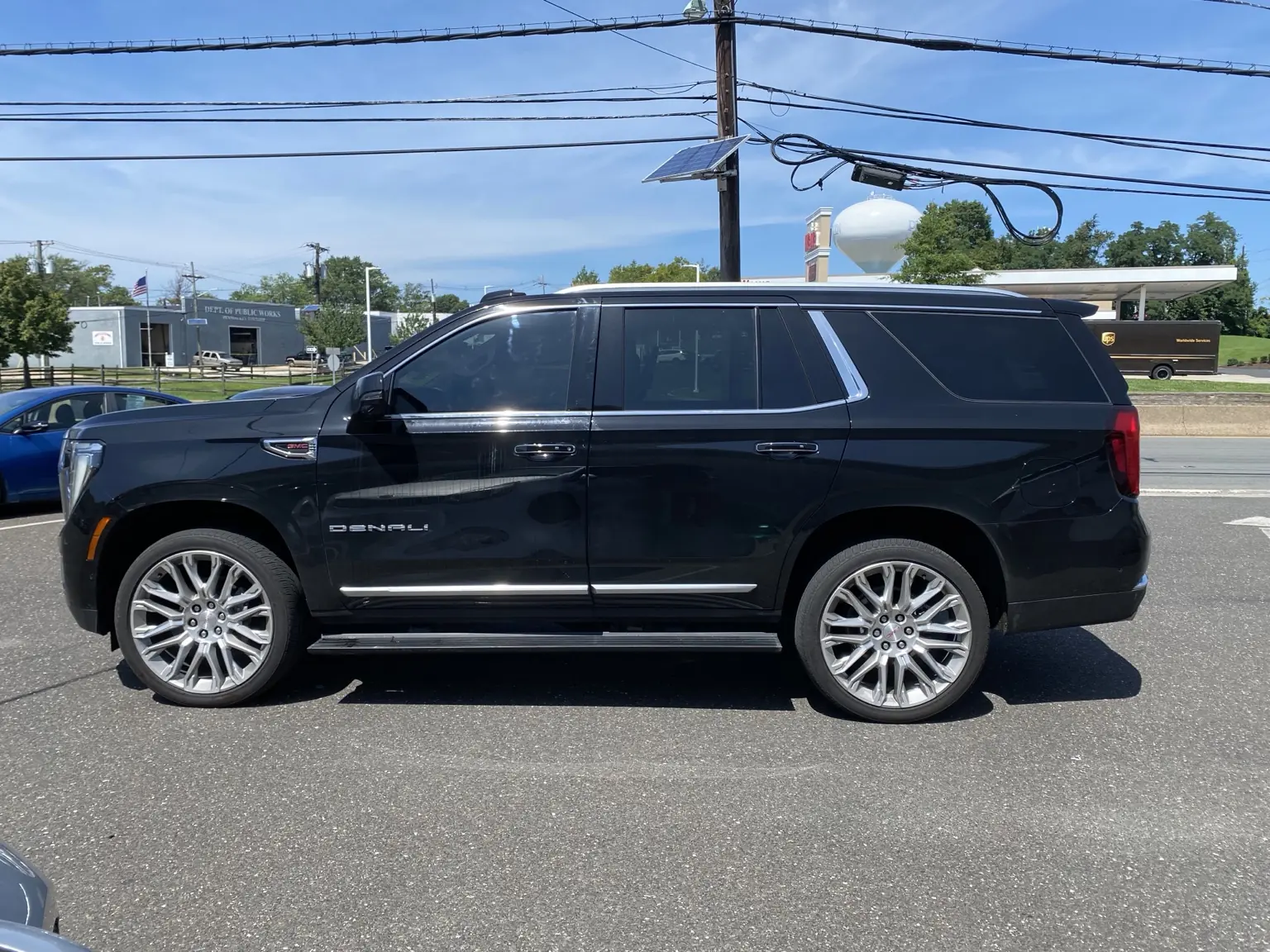 What Does 20% Front Window Tint Look Like on a 2021–2026 GMC Yukon? — photo 3