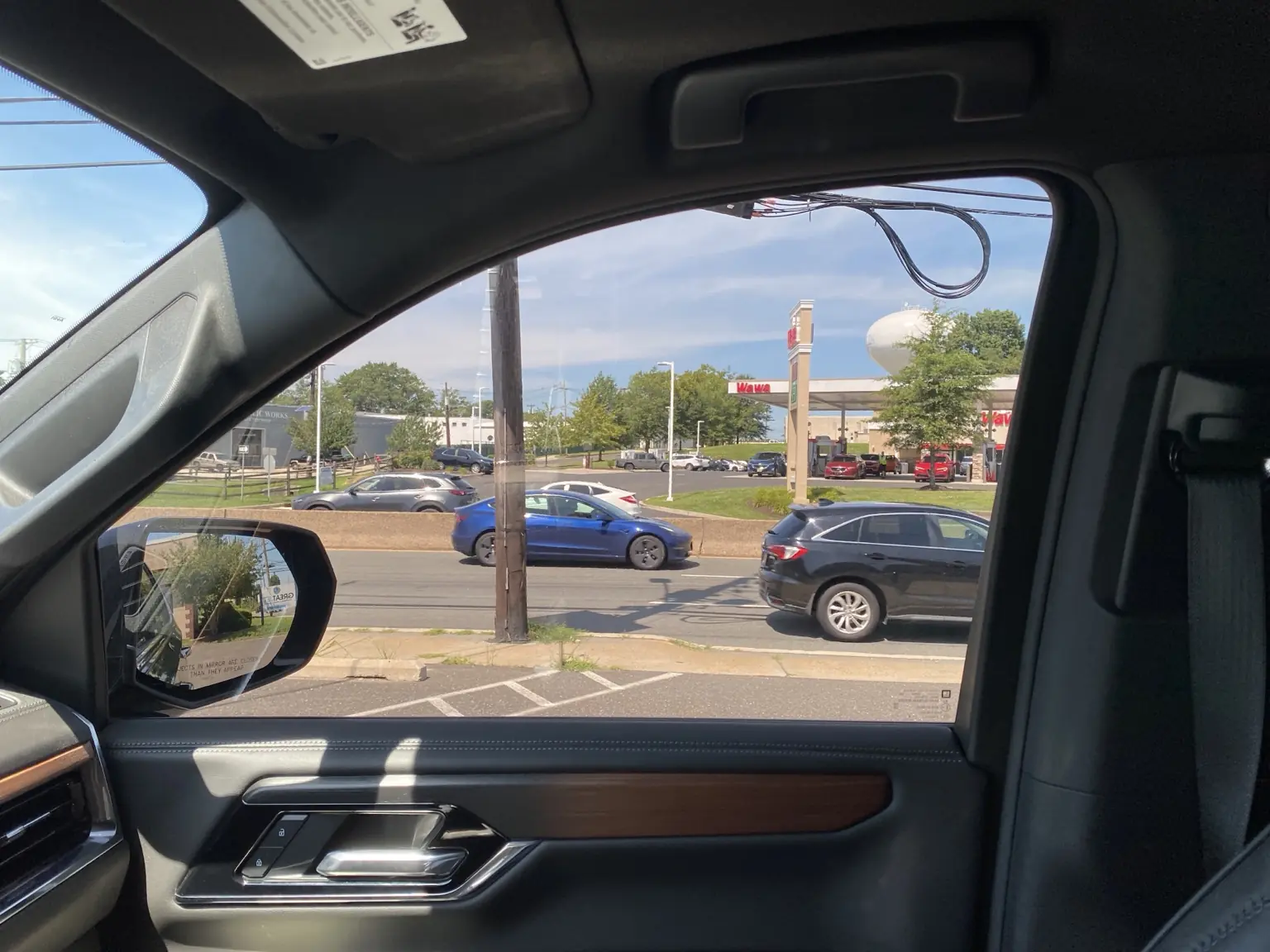 What Does 20% Front Window Tint Look Like on a 2021–2026 GMC Yukon? — photo 4