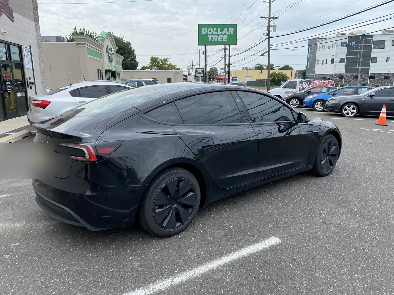 What Does 20% Side Window Tint Look Like on a 2024–Present Tesla Model 3? — photo 6