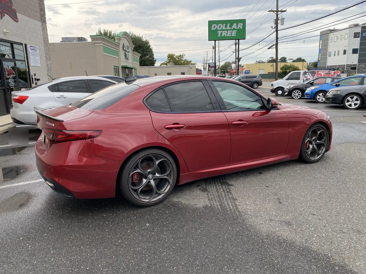 What Does 5% Rear Tint Look Like on a 2017–2026 Alfa Romeo Giulia? — photo 4