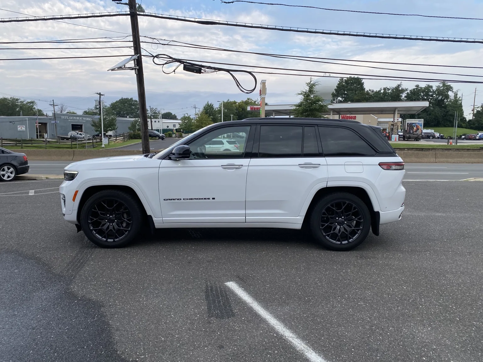 What Does Legal Window Tint Look Like on an SUV in Pennsylvania? — photo 3