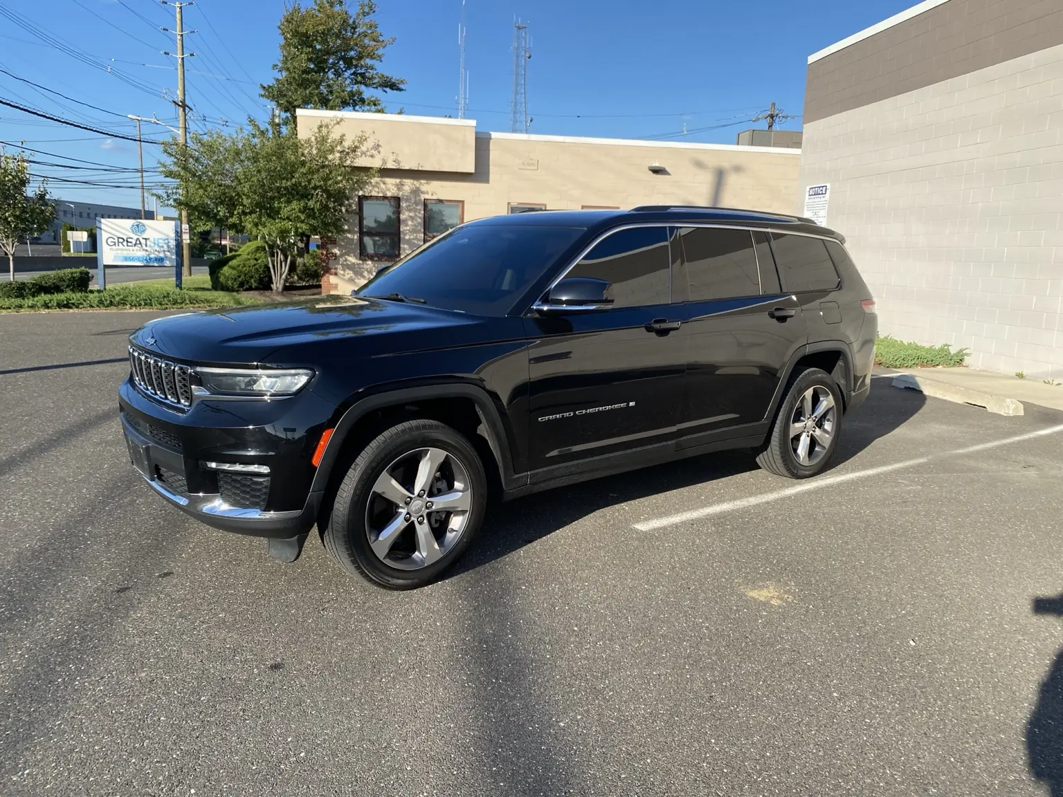 What Does 5% Carbon Tint Look Like on a 2021–2027 Jeep Grand Cherokee L? — photo 7