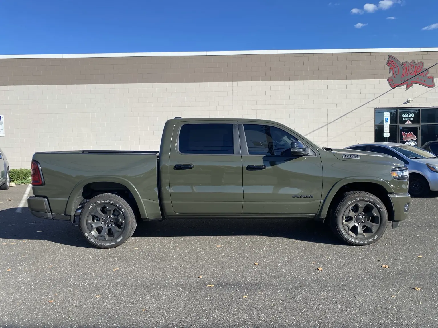 What Does 15% Front and 10% Rear Tint Look Like on a 2019–2026 Ram 1500? — photo 2