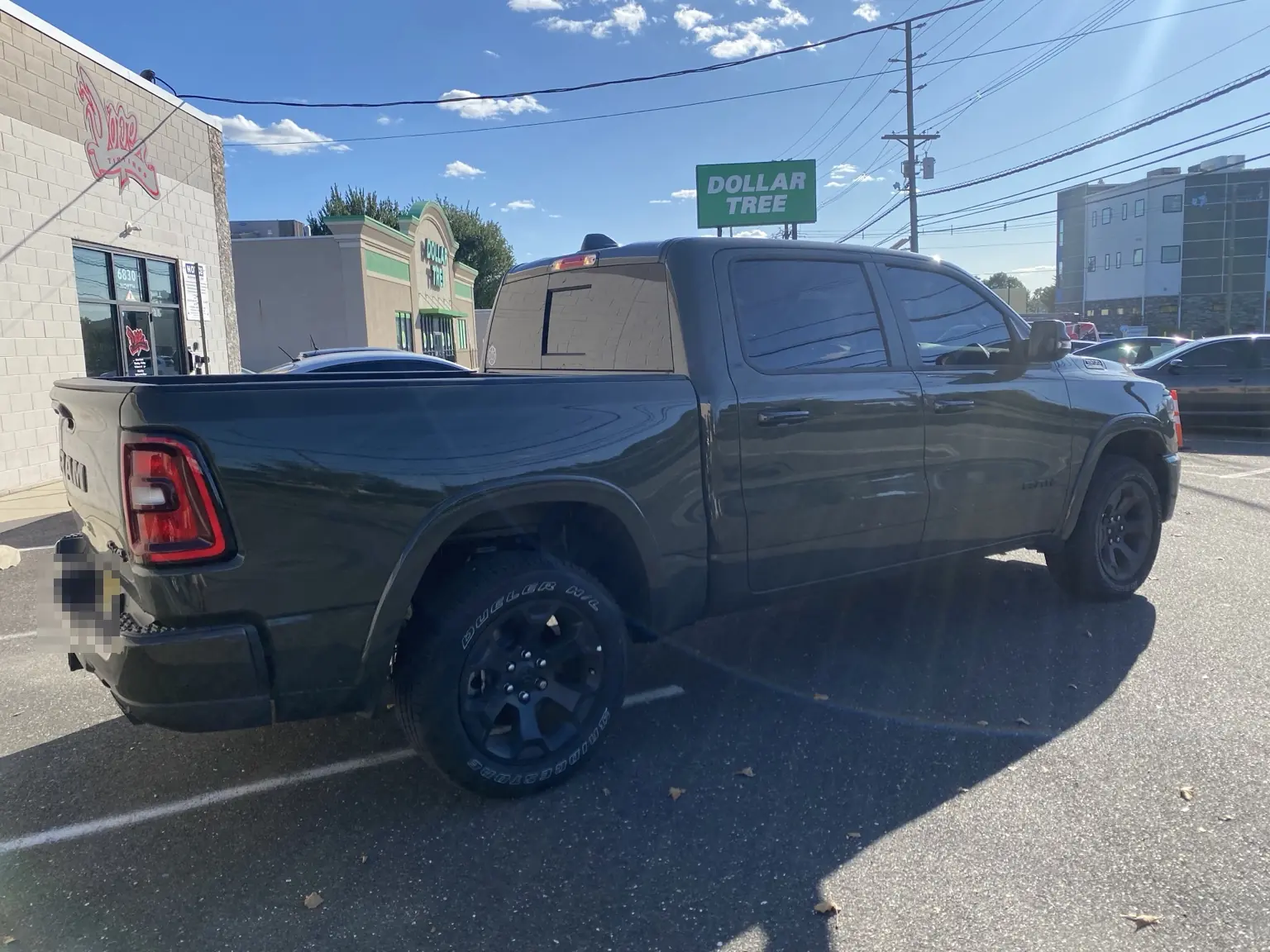 What Does 15% Front and 10% Rear Tint Look Like on a 2019–2026 Ram 1500? — photo 4