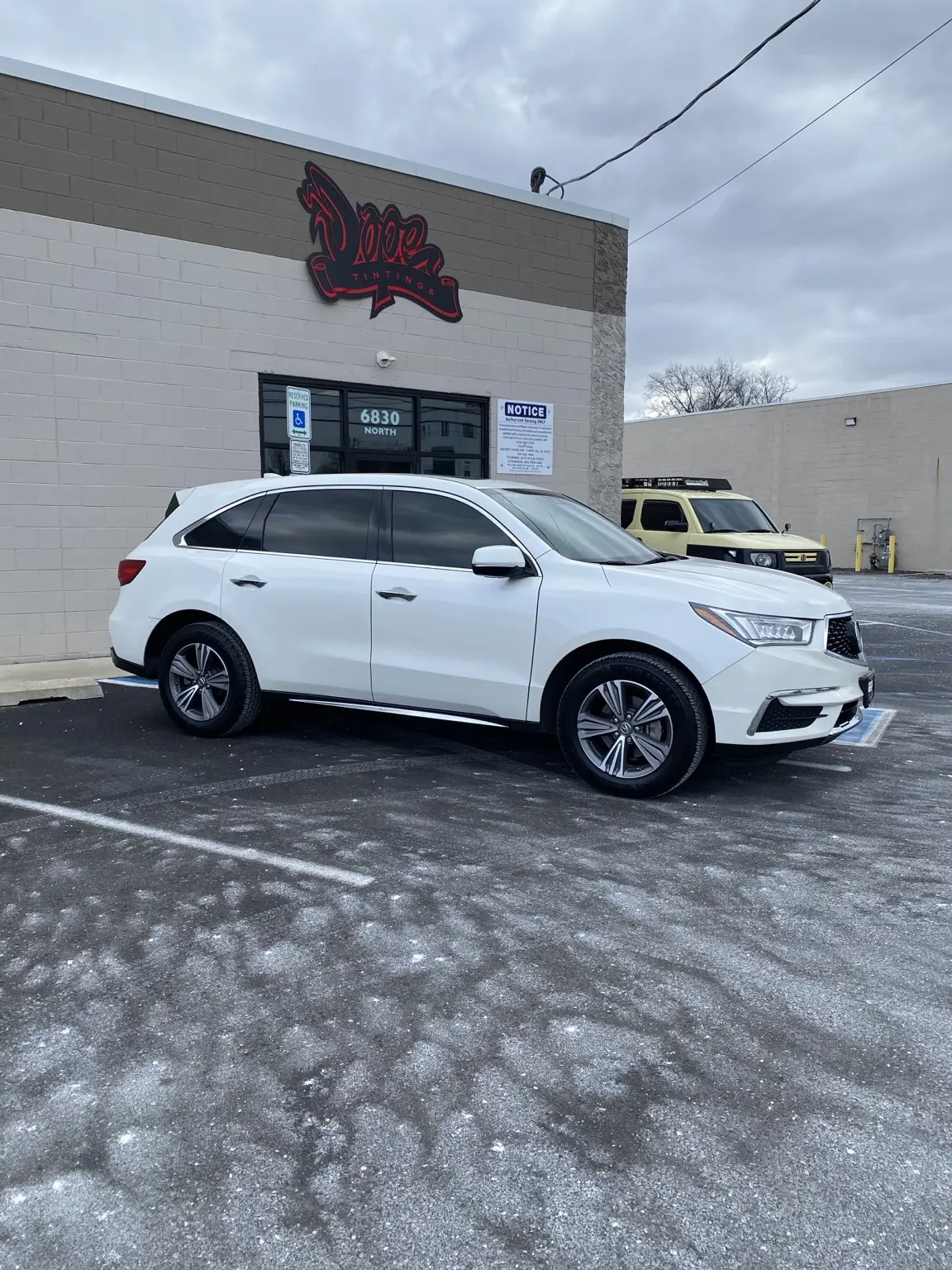 Does Window Tint Hold Broken Glass Together? — photo 4