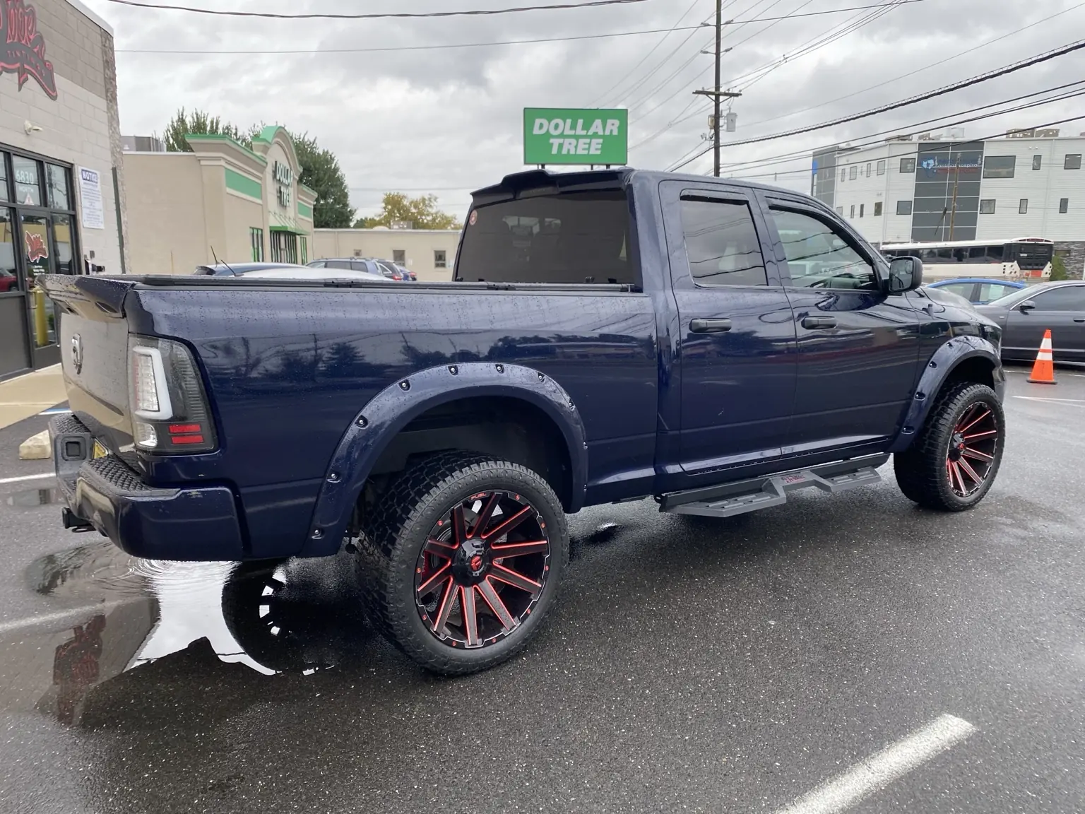 What Does 35% Front Window Tint Look Like on a 2009–2018 Ram 1500? — photo 4