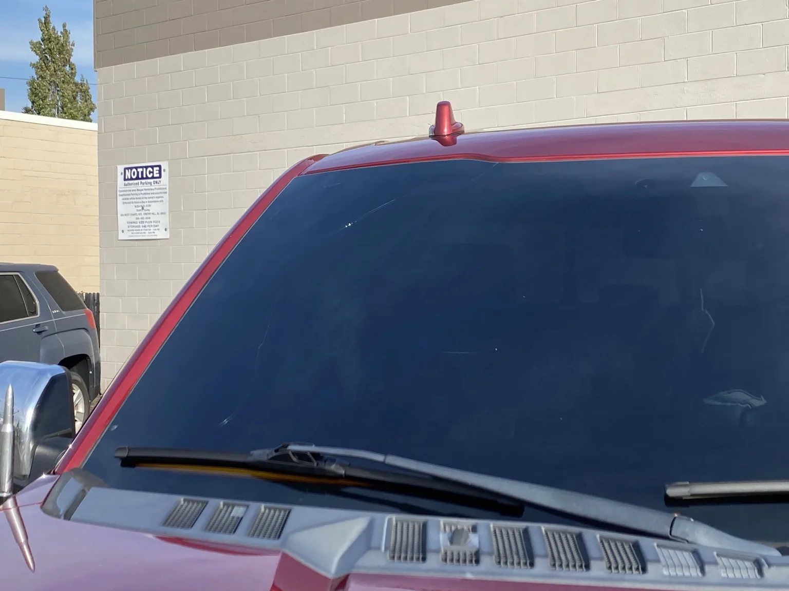 Can You Tint a Cracked Windshield? — photo 3