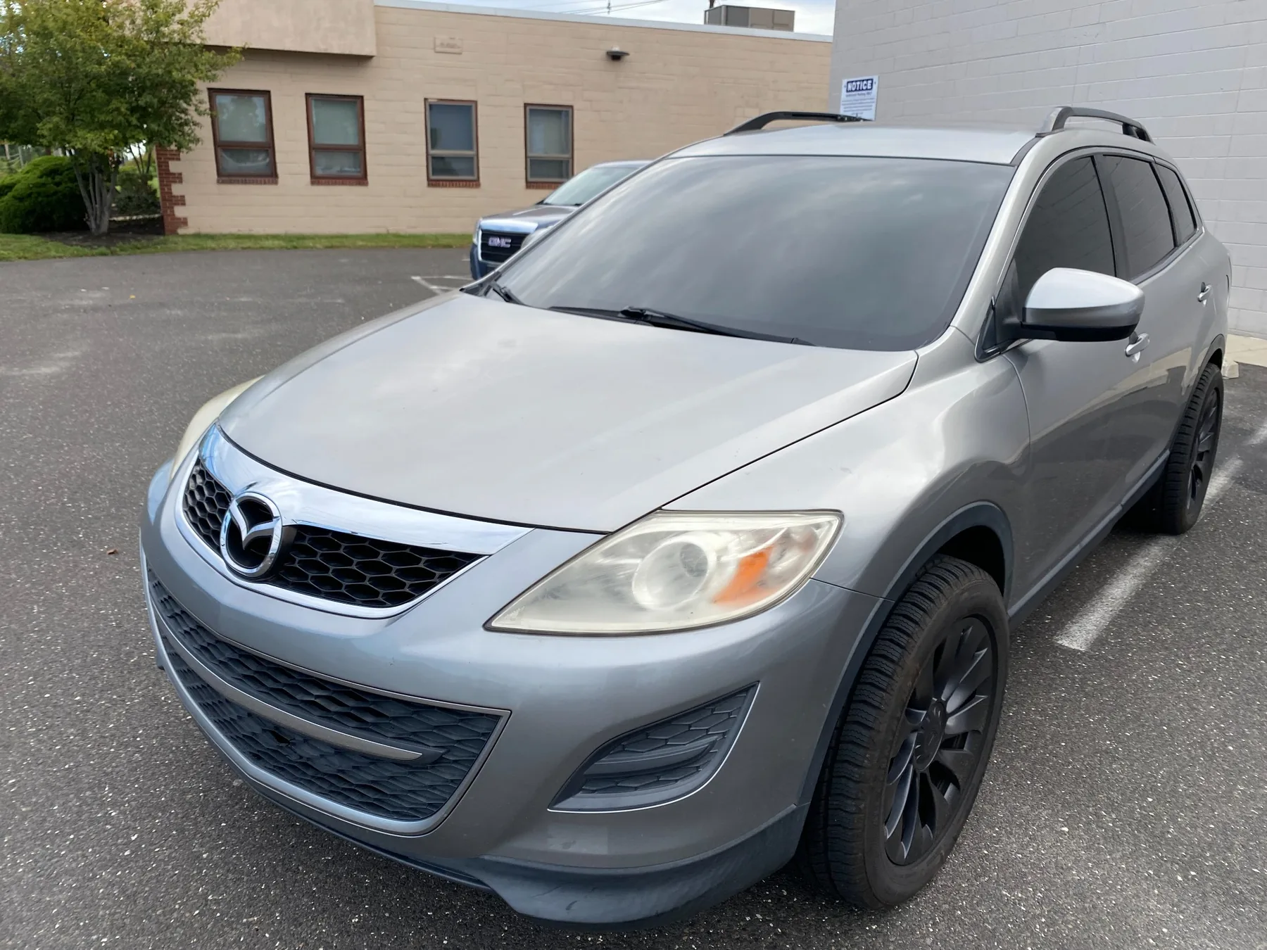 What Does 35% Windshield Tint Look Like on a 2007–2015 Mazda CX-9? — photo 2