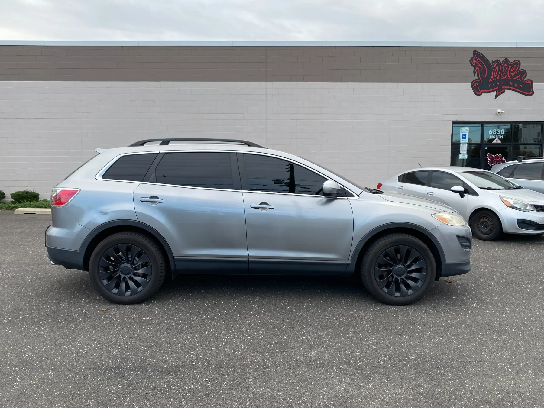 What Does 5% Tint Look Like on a 2007–2015 Mazda CX-9? — photo 1